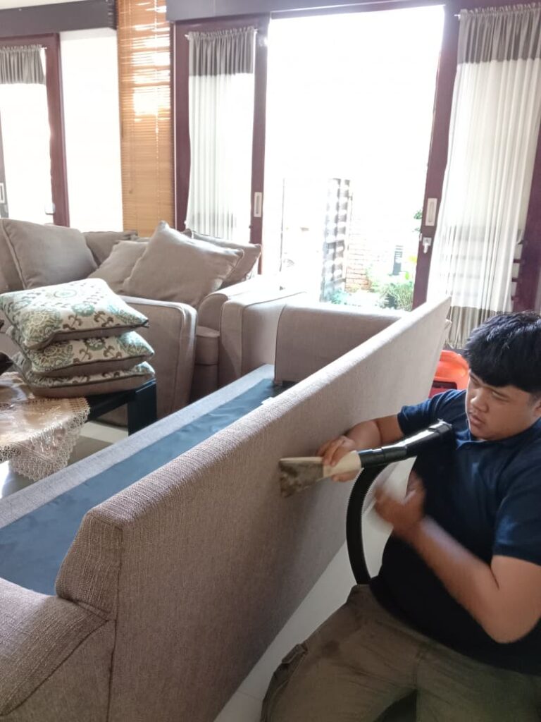 Jasa Cuci Sofa Di kemang Bogor